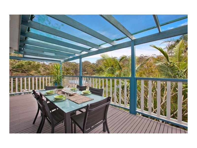 5 Seasound Crescent, North Avoca NSW 2260