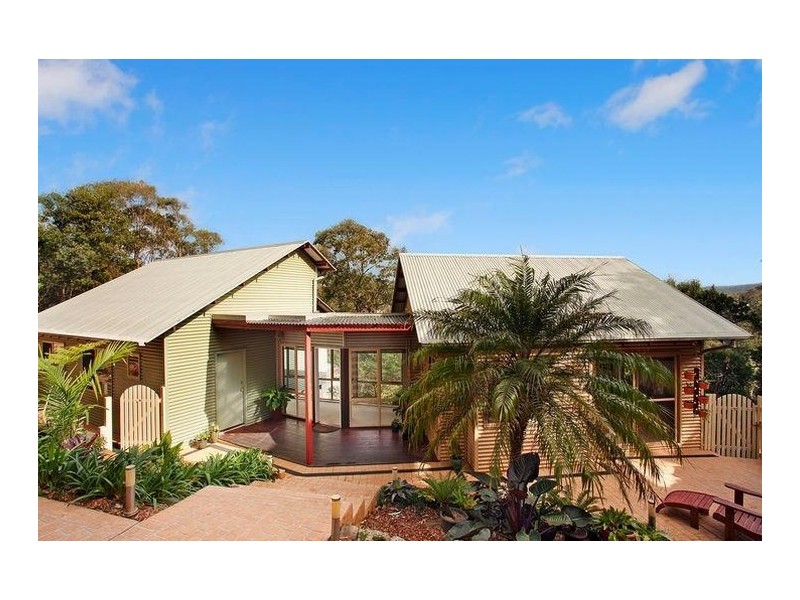 35 Coast Road, North Avoca NSW 2260