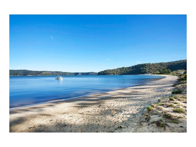 13 Bay Street, Patonga NSW 2256