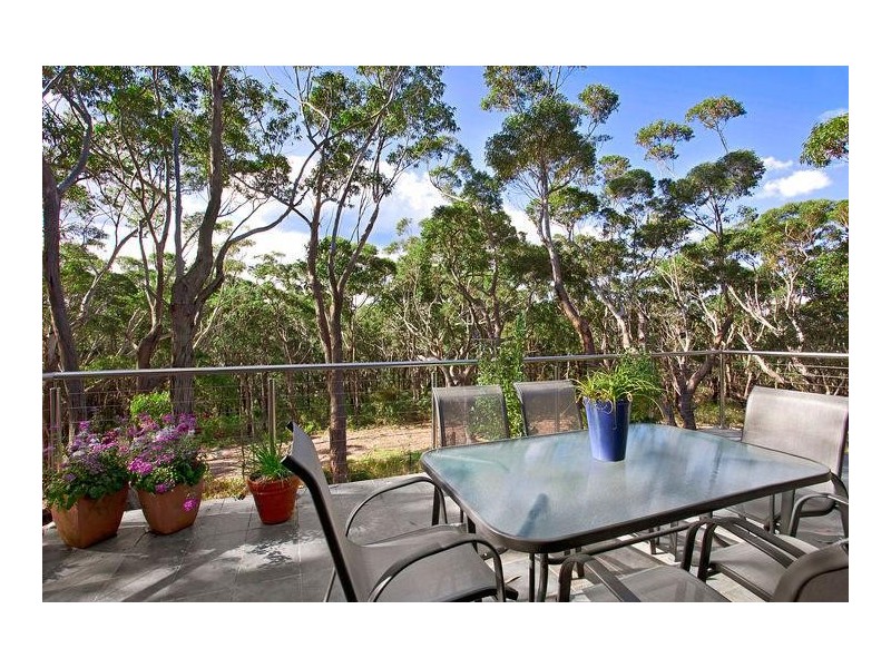 25 Beachview Esplanade, Macmasters Beach NSW 2251