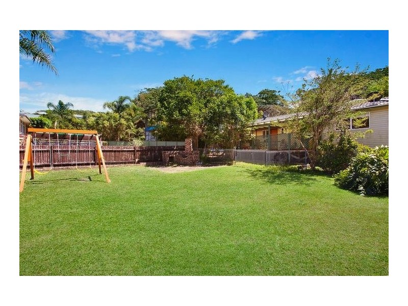 5 Warrina Street, Wamberal NSW 2260