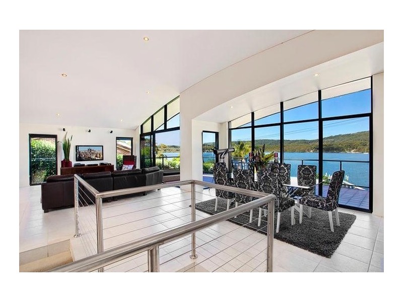 20 Wharf Street, East Gosford NSW 2250