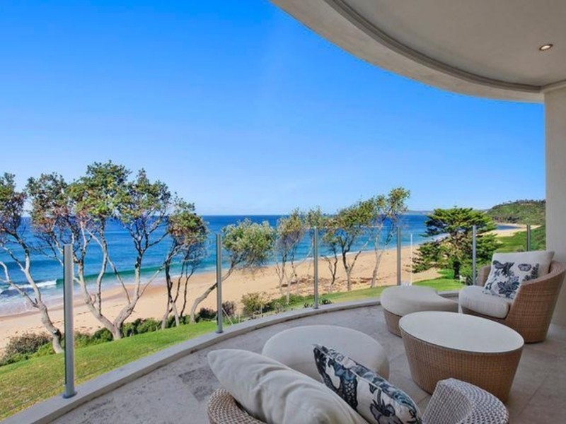 14 South Scenic Road, Forresters Beach NSW 2260