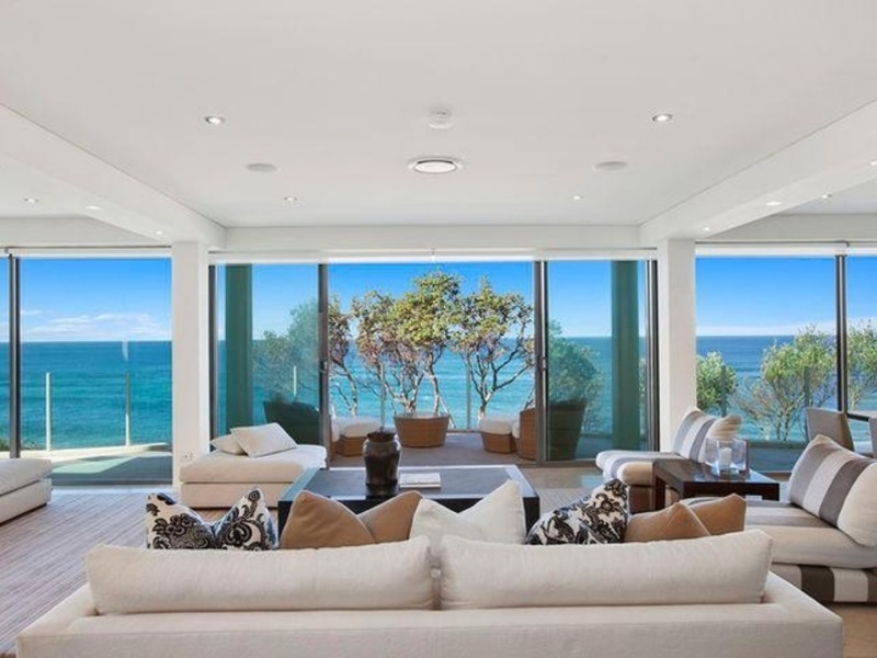 14 South Scenic Road, Forresters Beach NSW 2260