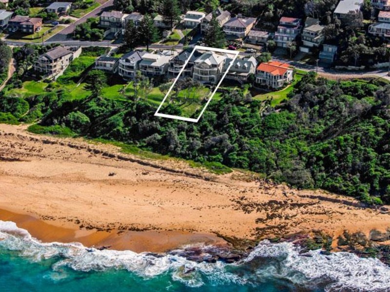 14 South Scenic Road, Forresters Beach NSW 2260