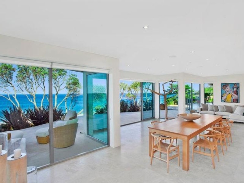 14 South Scenic Road, Forresters Beach NSW 2260