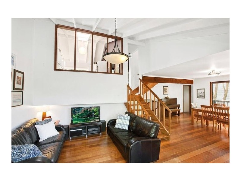 16 Beachcomber Parade, North Avoca NSW 2260