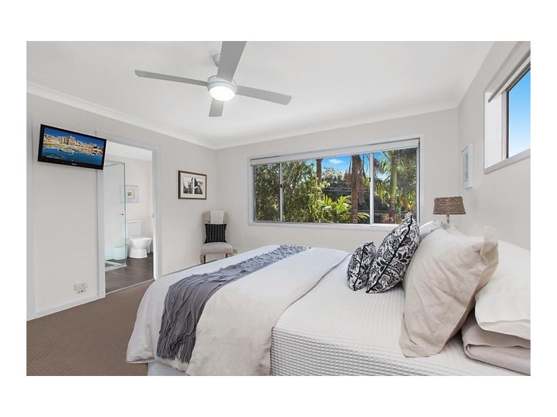 40 Boos Road, Forresters Beach NSW 2260