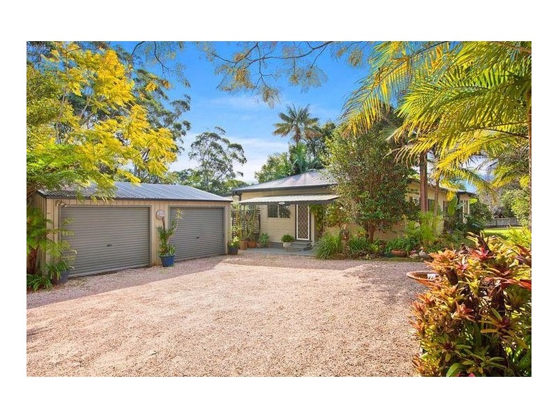 33 Serpentine Road, Erina Heights NSW 2260