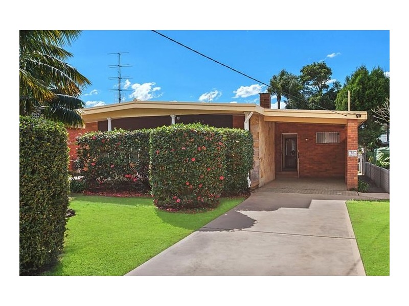 16 Parkside Avenue, Bateau Bay NSW 2261