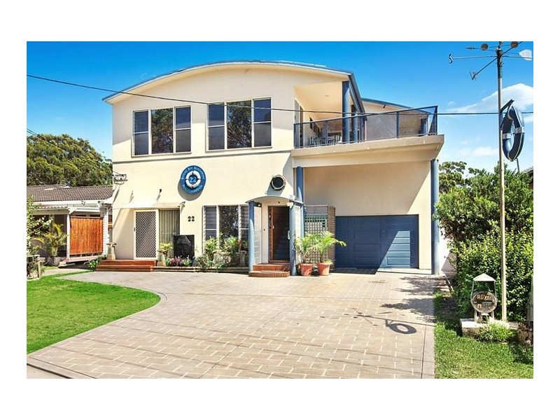 22 Reserve Drive, Bateau Bay NSW 2261