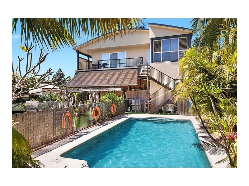 22 Reserve Drive, Bateau Bay NSW 2261