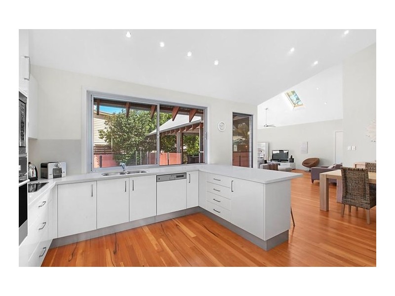 12 Elgata Avenue, North Avoca NSW 2260