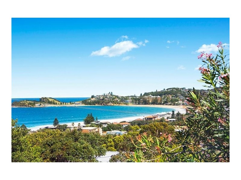 34 McGee Avenue, Wamberal NSW 2260