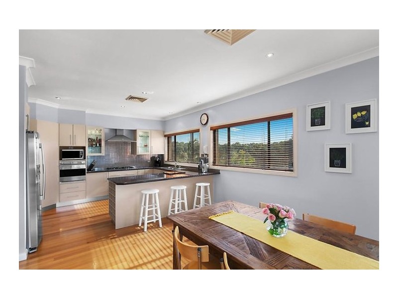 19 Robusta Close, Erina NSW 2250