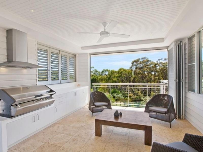 63 Beachview Esplanade, Macmasters Beach NSW 2251