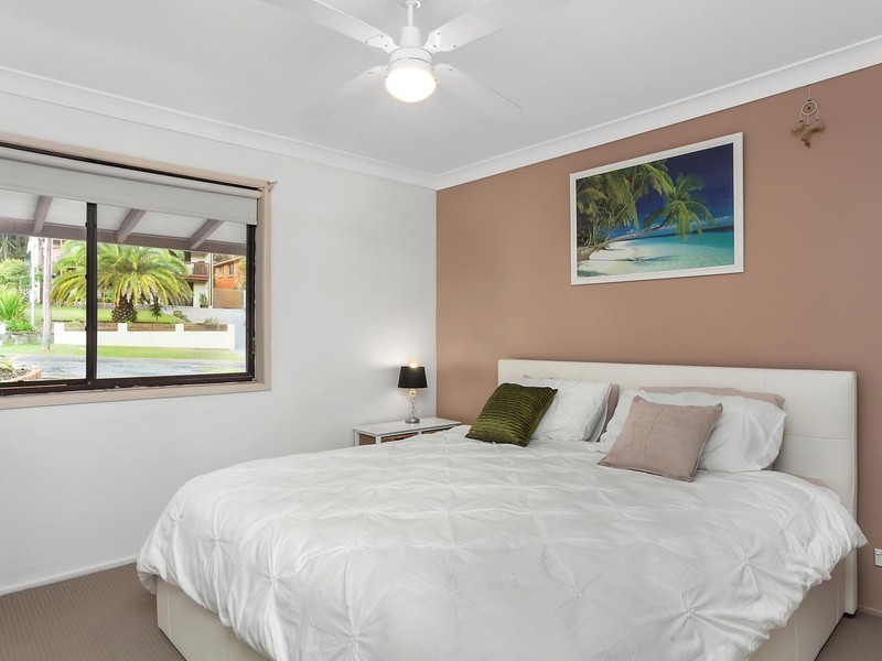 1 Kipling Drive, Bateau Bay NSW 2261