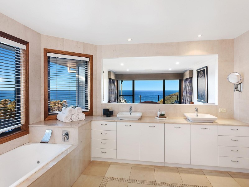 79 Del Monte Place, Copacabana NSW 2251