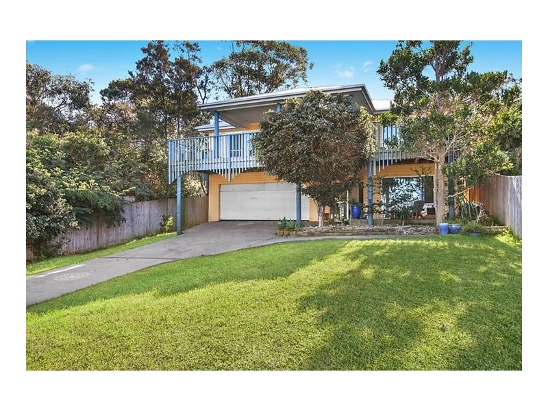 6 Longs Road, Bateau Bay NSW 2261