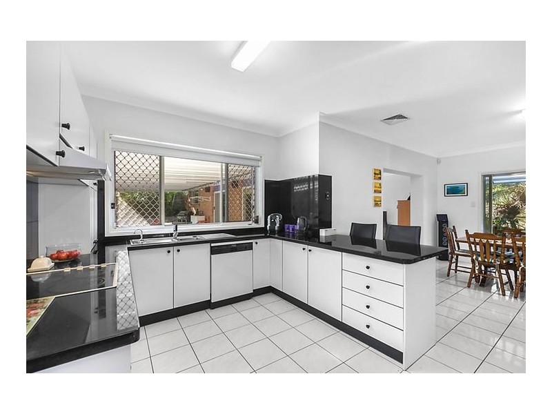 3 Renown Street, Wamberal NSW 2260