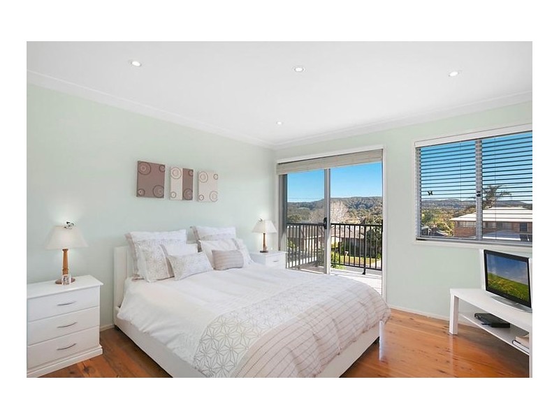 16 Joan Street, Forresters Beach NSW 2260