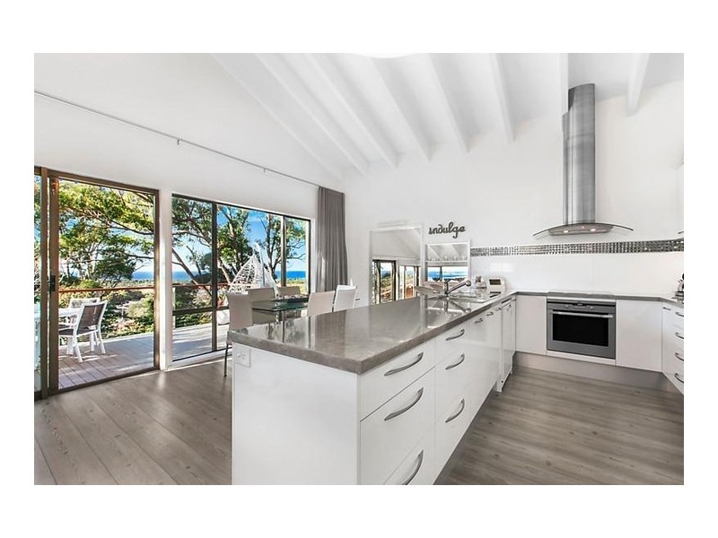 64 Aldinga Drive, Wamberal NSW 2260