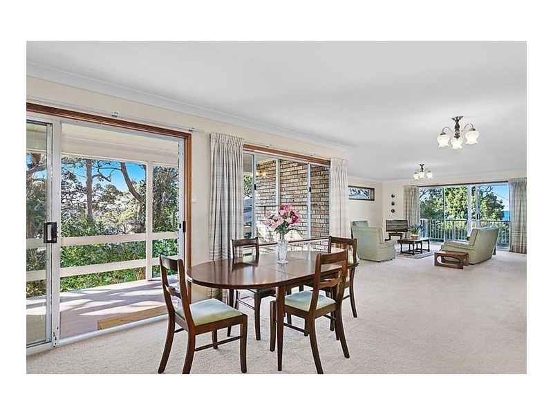 25 McGee Avenue, Wamberal NSW 2260