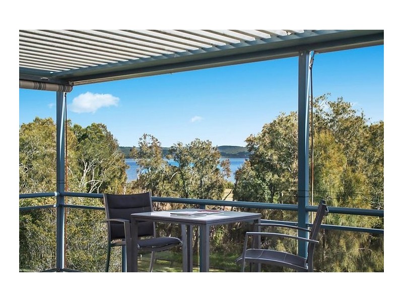 55 Lakeside Parade, The Entrance NSW 2261