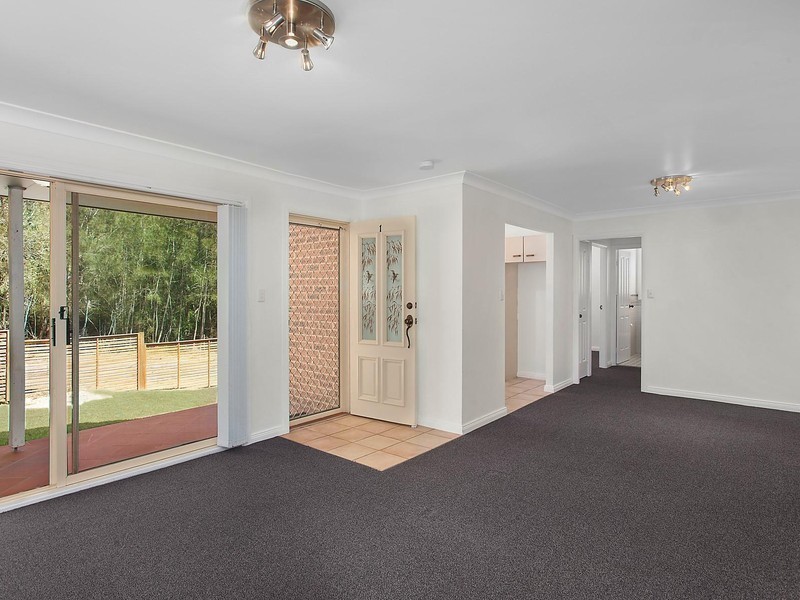 1/15 Maas Parade, Forresters Beach NSW 2260