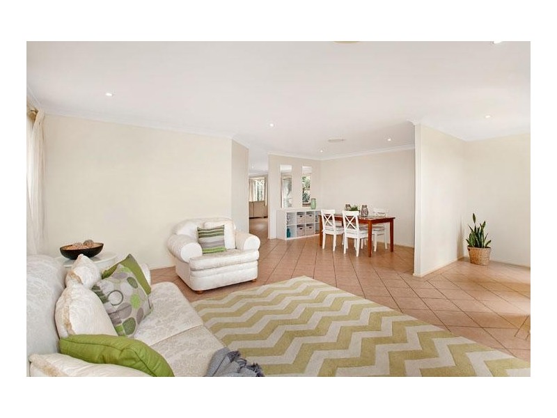 49 Robinia Parade, Springfield NSW 2250