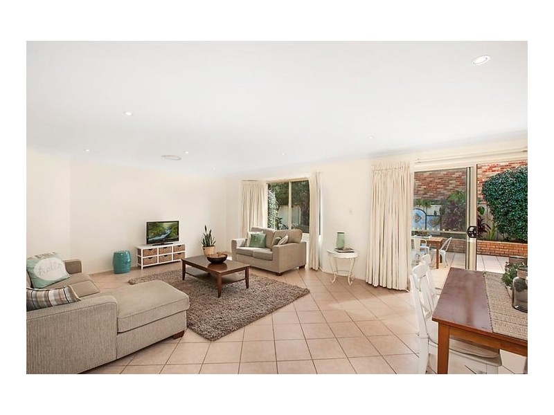 49 Robinia Parade, Springfield NSW 2250