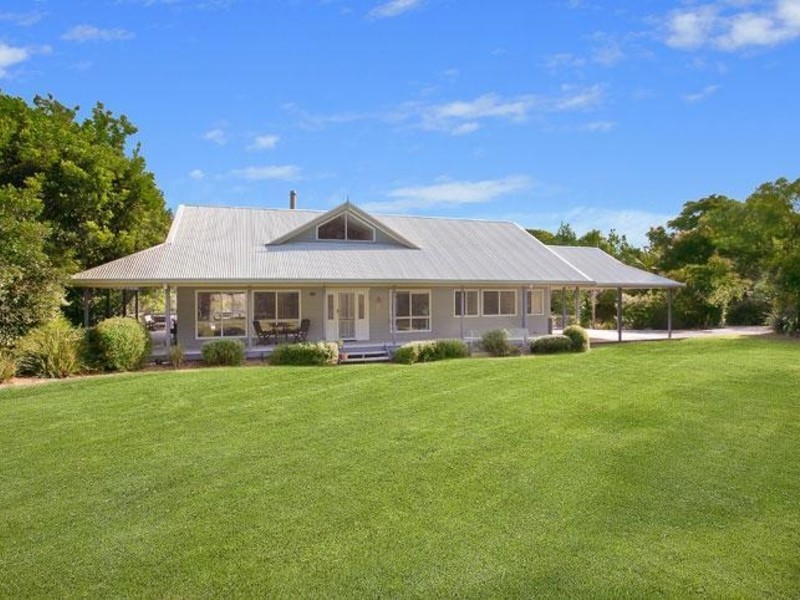 18 South Pacific Drive, Macmasters Beach NSW 2251