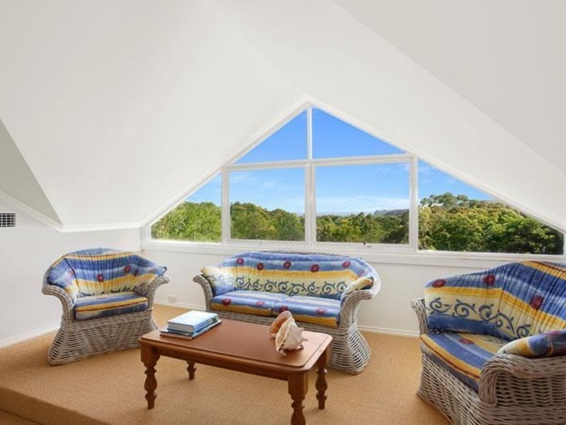 18 South Pacific Drive, Macmasters Beach NSW 2251