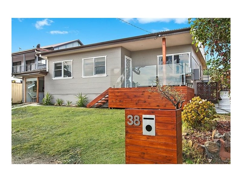 38 Lord Street, Shelly Beach NSW 2261