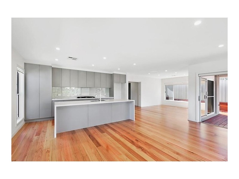 14 Applegum Close, Erina NSW 2250