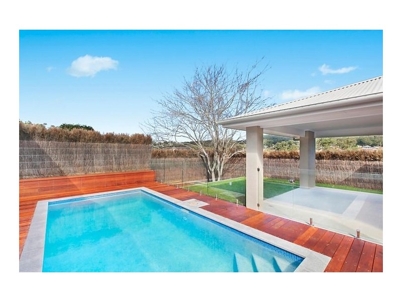 12 Applegum Close, Erina NSW 2250