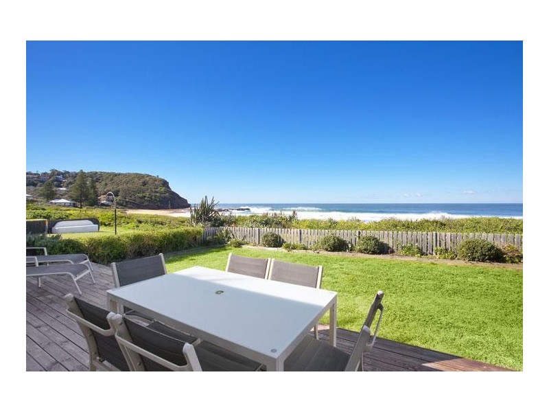 30 North Avoca Parade, North Avoca NSW 2260