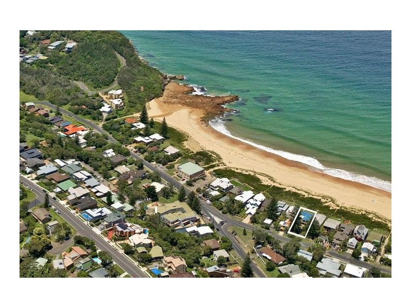 30 North Avoca Parade, North Avoca NSW 2260