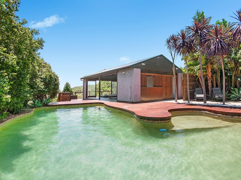 14 North Scenic Road, Forresters Beach NSW 2260