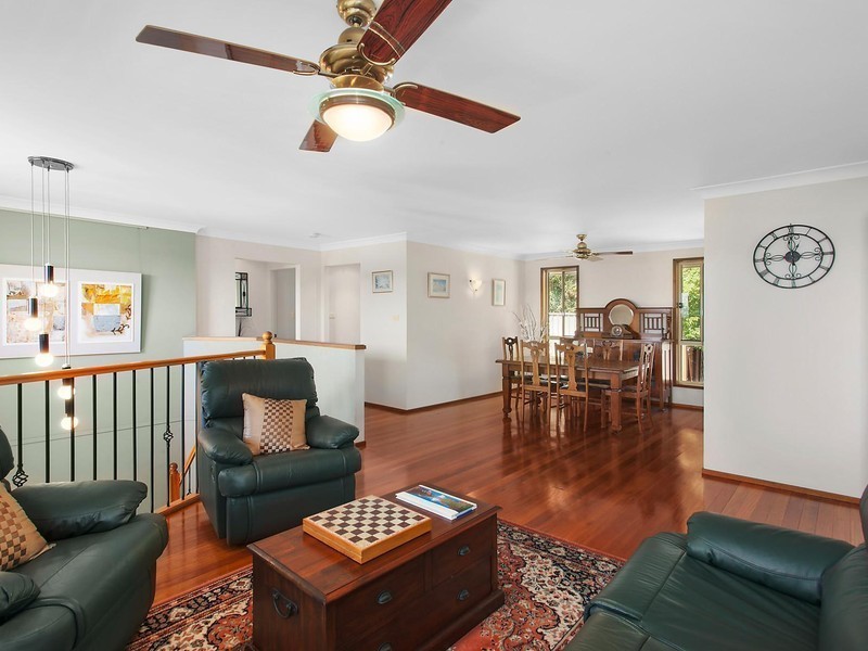 20 Yumbool Close, Forresters Beach NSW 2260