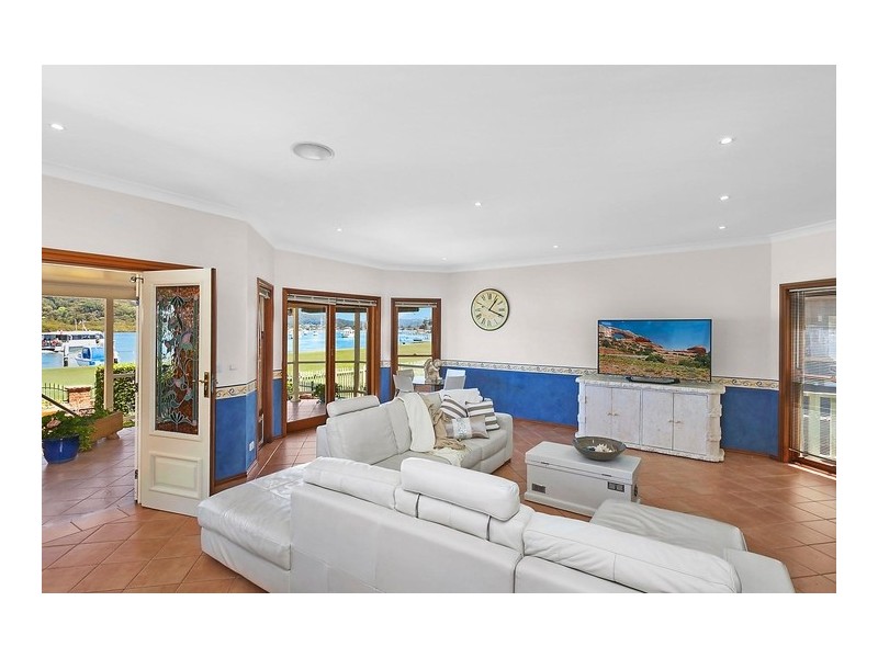 49 Paringa Avenue, Davistown NSW 2251