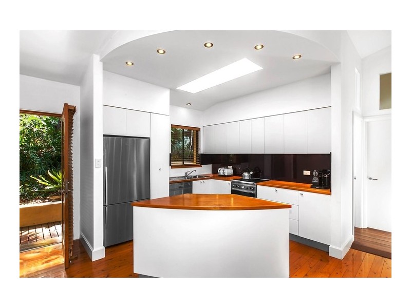 20 Beachcomber Parade, North Avoca NSW 2260