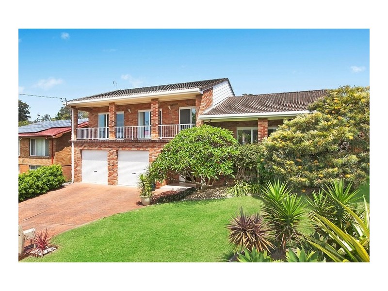 44 Grove Road, Wamberal NSW 2260