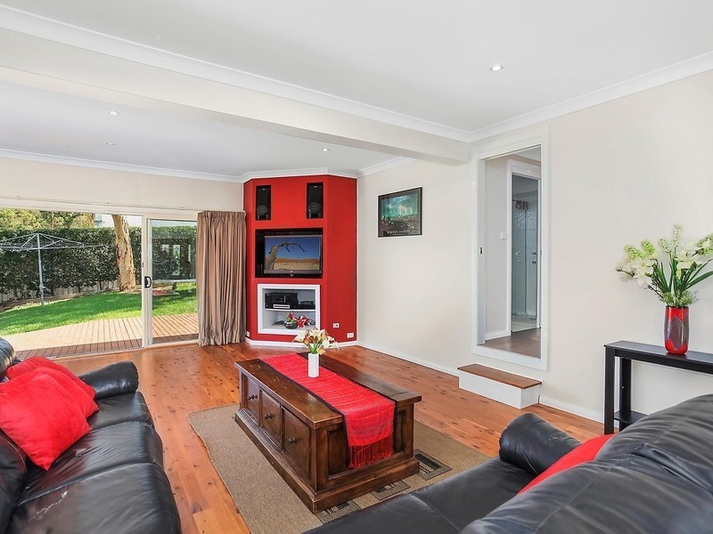 26 Railway Street, Wyee Point NSW 2259