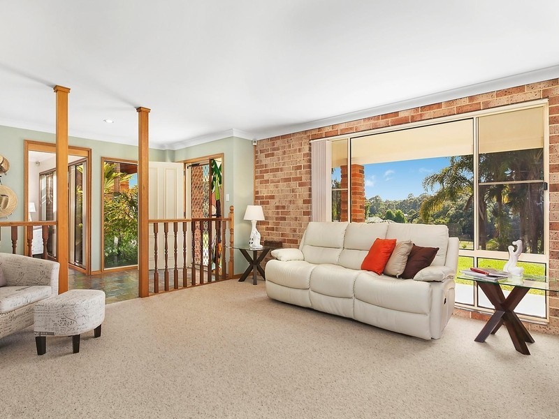 6 Roxburgh Close, Glenning Valley NSW 2261