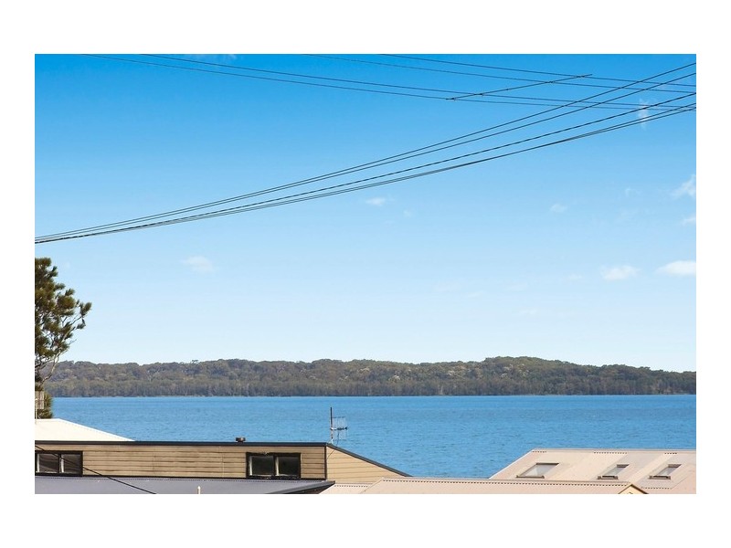 77 Marks Road, Gorokan NSW 2263