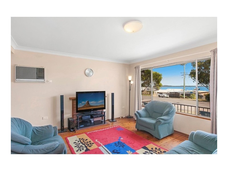 77 Marks Road, Gorokan NSW 2263