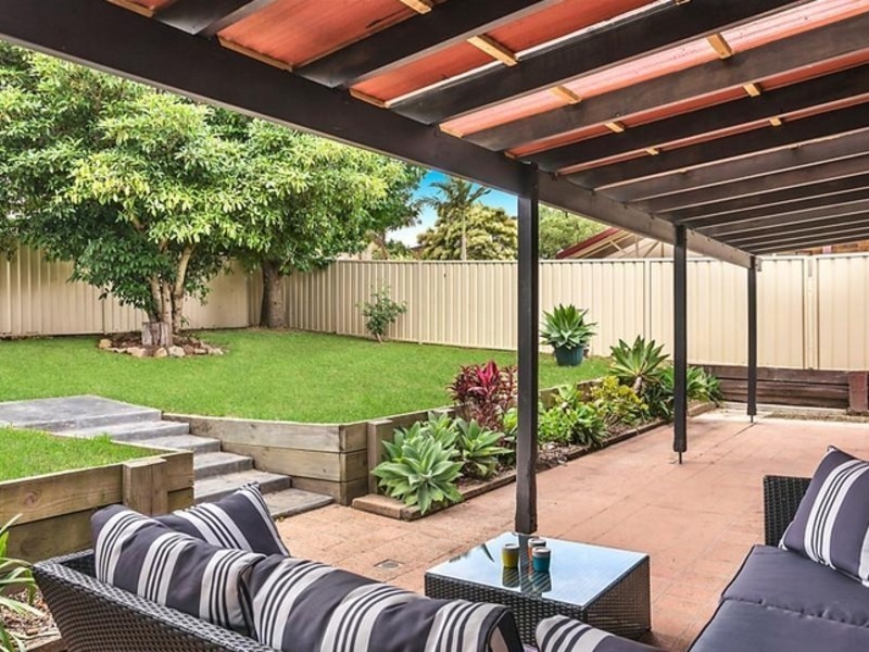 11 Pendant Parade, Killarney Vale NSW 2261