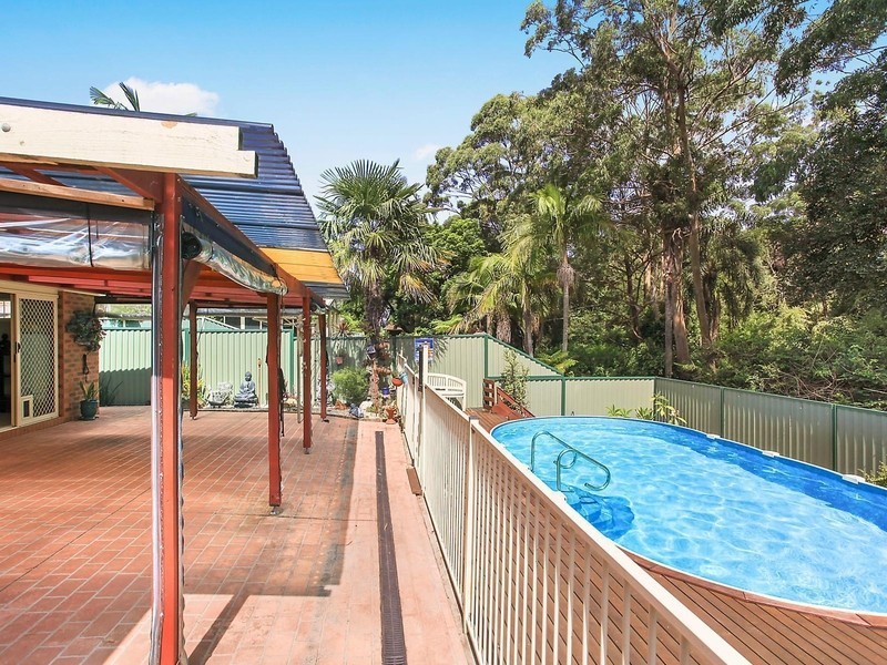 15 Judy Anne Close, Green Point NSW 2251