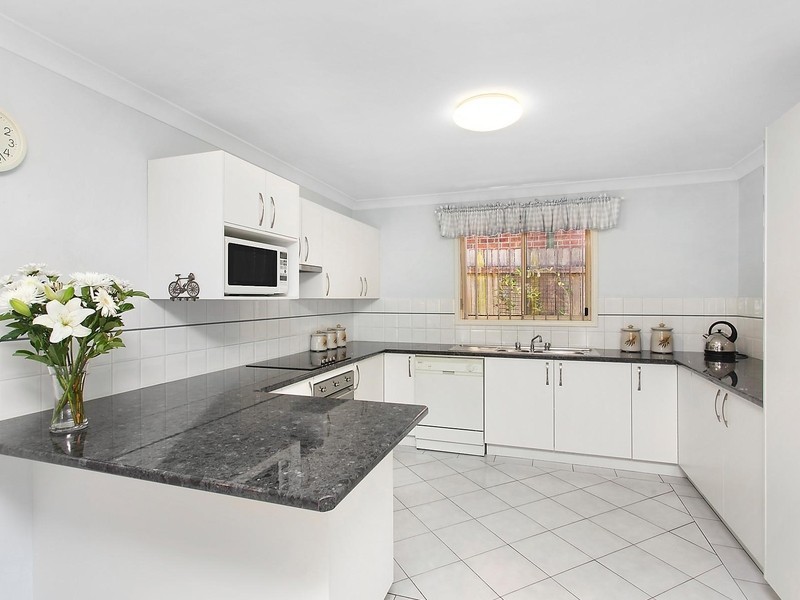 5 Dunning Avenue, Bateau Bay NSW 2261